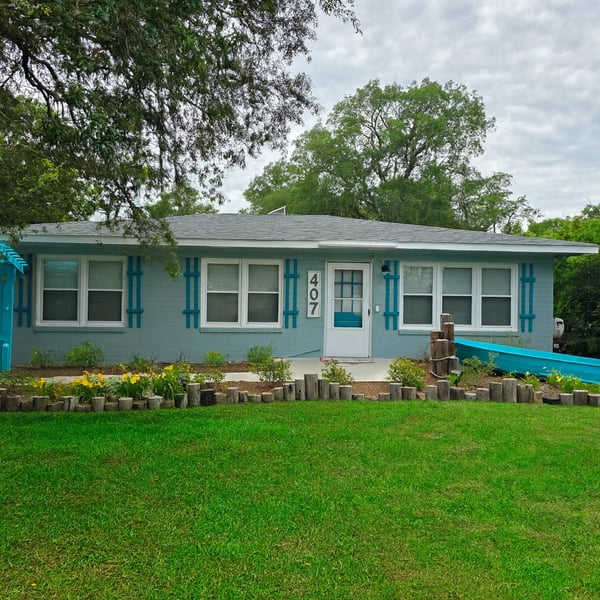THe Blue Anchor Bungalow